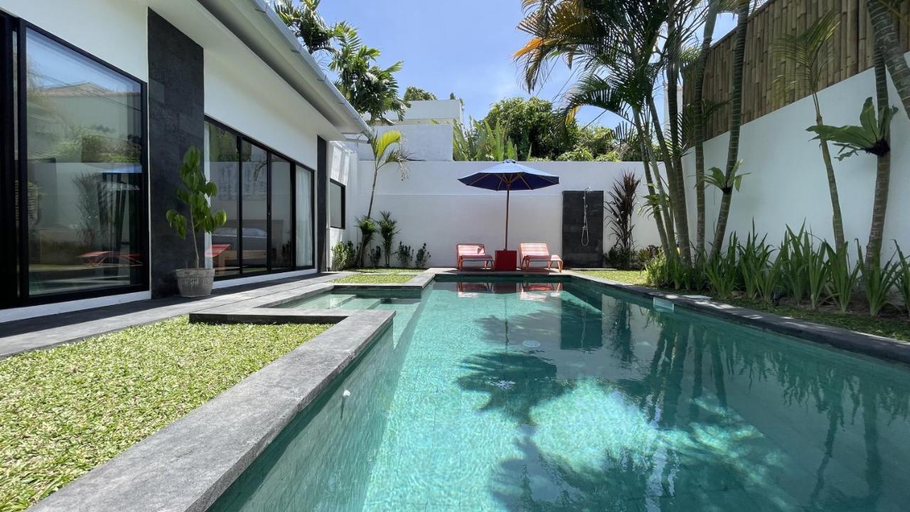 Villa Nikole Seminyak  Exterior photo